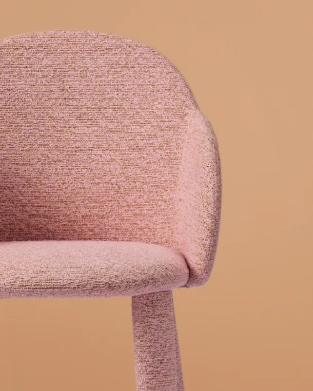 Iola Socks chair by Miniforms.