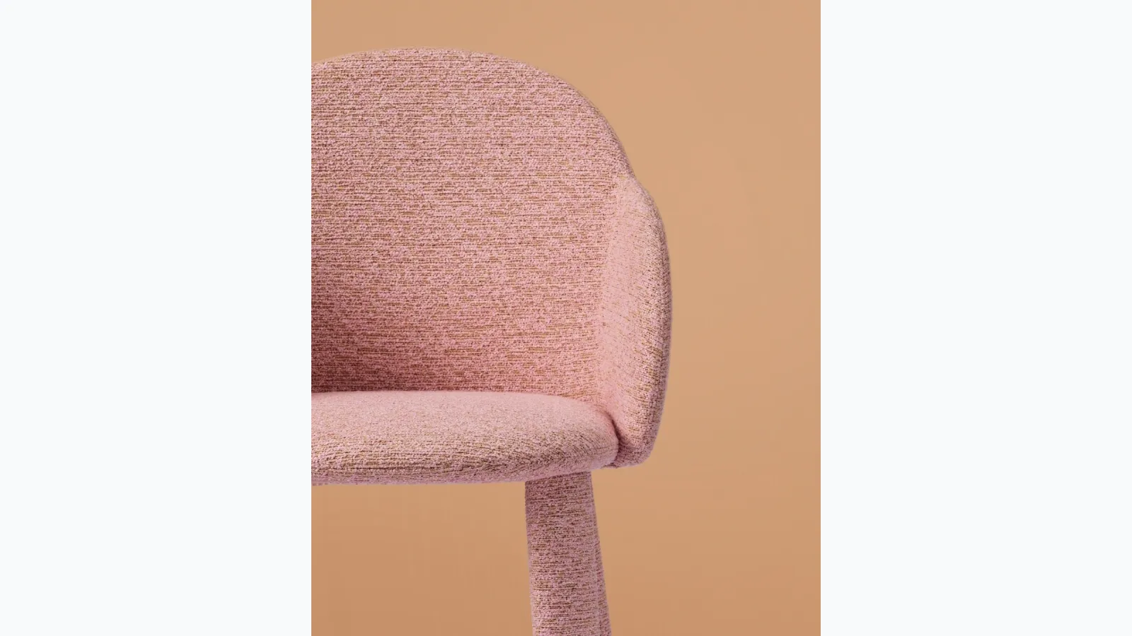Iola Socks chair by Miniforms.