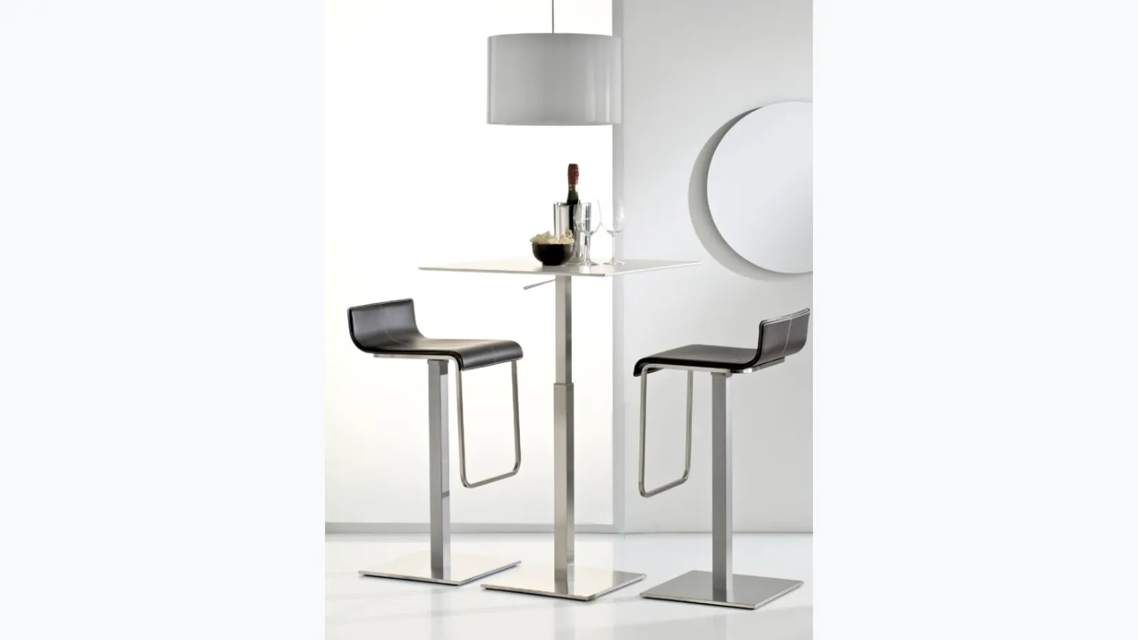 Kuadra leather stool by Pedrali