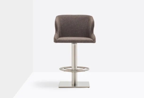 Leila stool by Pedrali