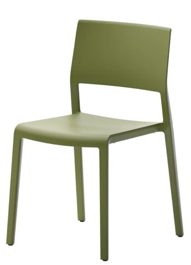 Lilly chair in technopolymer by Veneta Cucine.