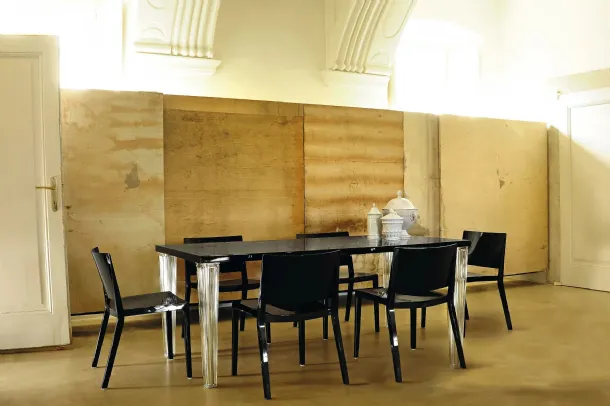 Stackable chair Lizz by Kartell