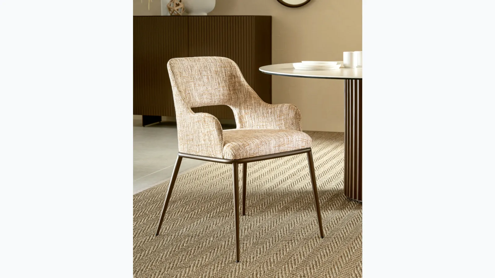 Chair Maia in fabric by Riflessi
