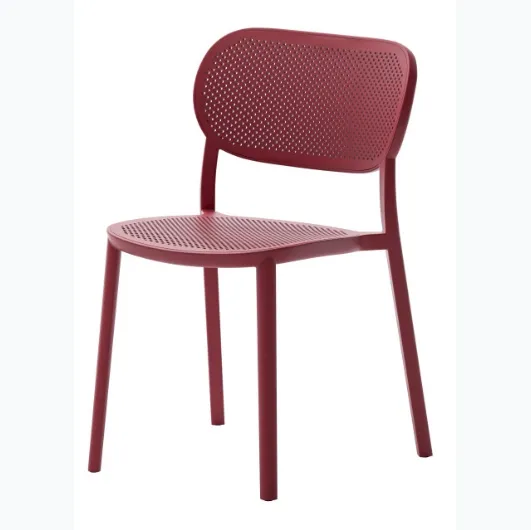 Stackable chair Mia made of technopolymer by Veneta Cucine.