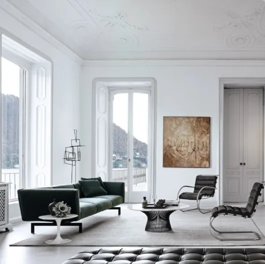 Knoll's MR Lounge Chair.