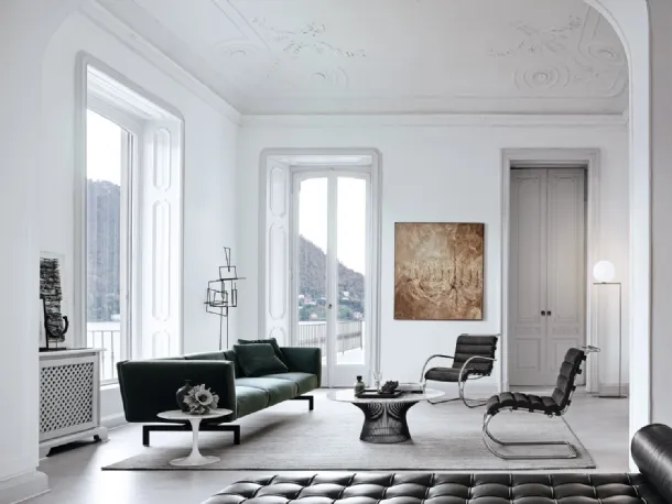 Knoll's MR Lounge Chair.