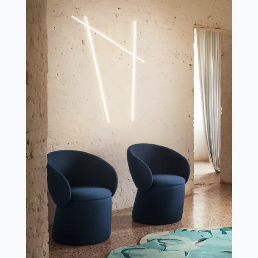 Nebula Monaca Chair in padded fabric by Miniforms.