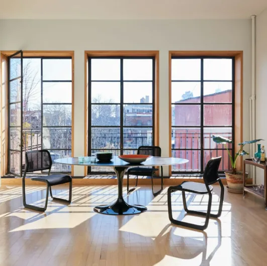 Newson Aluminum Chair by Knoll