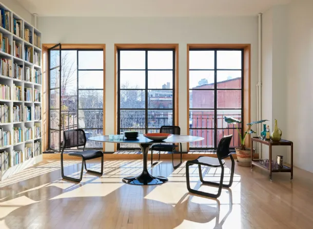 Newson Aluminum Chair by Knoll