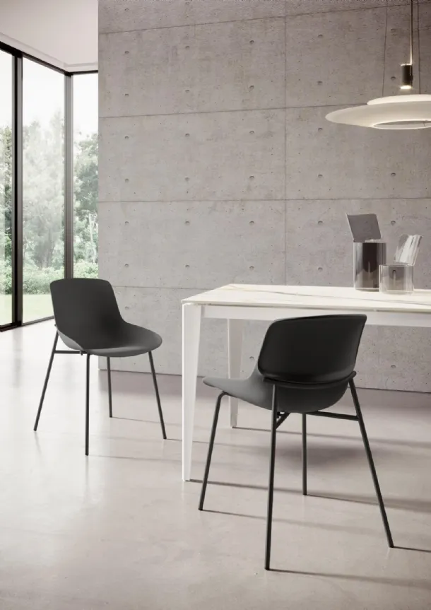 Noa chair by Ingenia