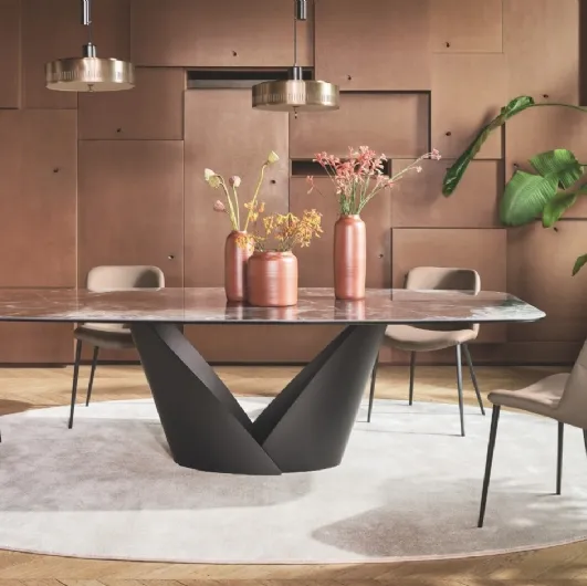Calligaris Onda eco-leather chair.
