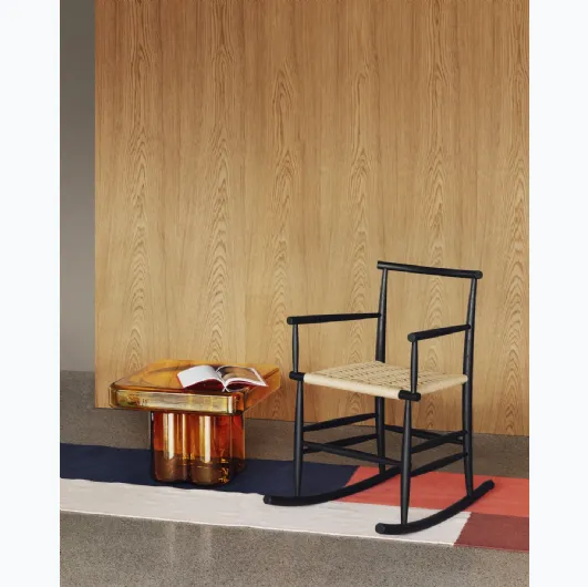 Pelleossa Rocking chair in wood and Viennese straw by Miniforms.