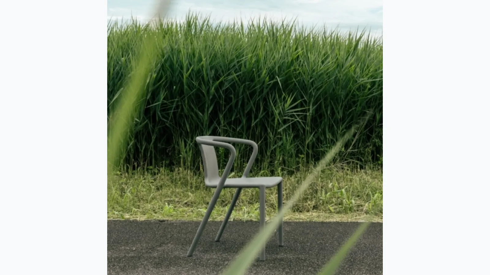 RE Air-Armchair by Magis