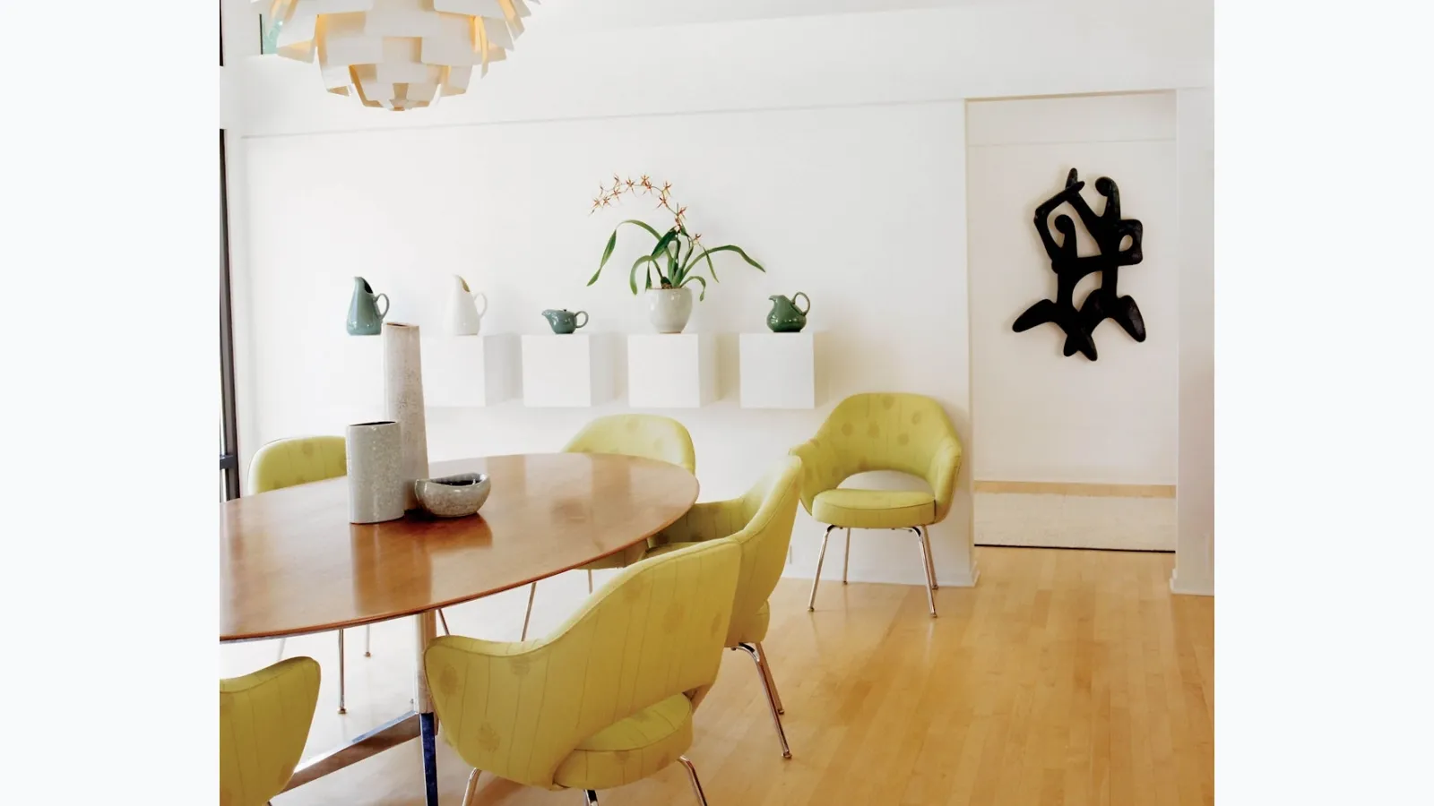 Saarinen Executive Chair by Knoll