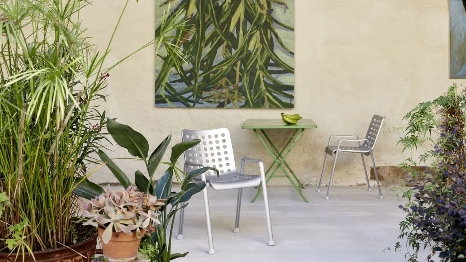 Landi aluminum chair by Vitra.