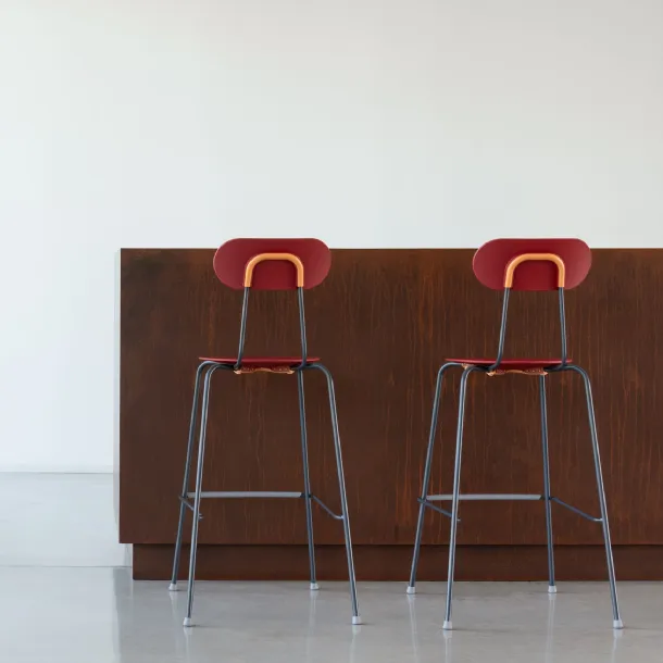 Mariolina polypropylene stool by Magis