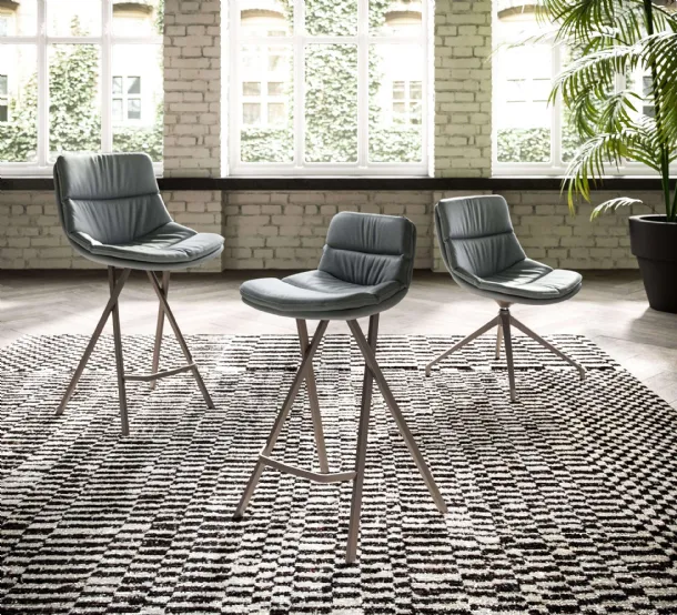 Milo padded stool by Ozzio