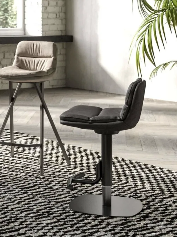 Morfeo stool by Ozzio