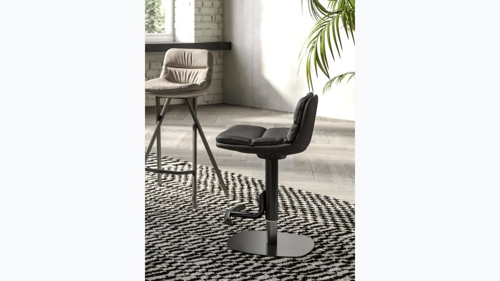 Morfeo stool by Ozzio