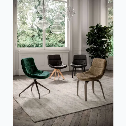 Syria leather chair by Ozzio
