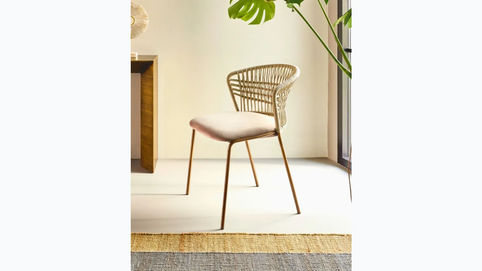 Soffio chair in polyester cord and padded seat by Riflessi.