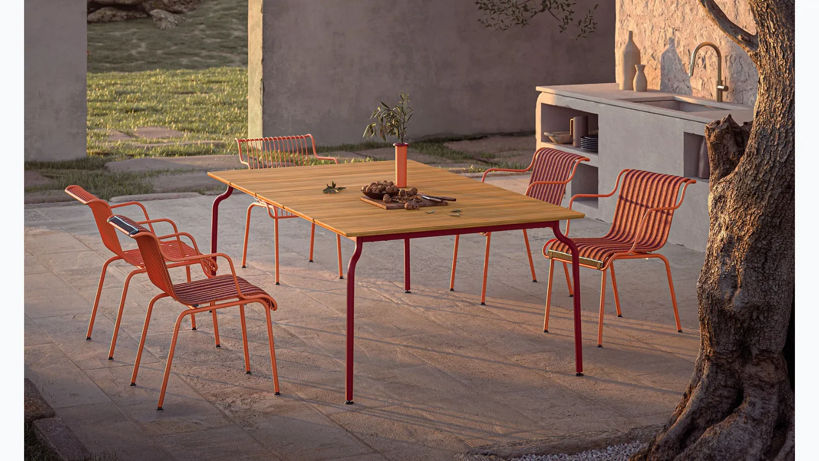 South chair in steel rod by Magis.