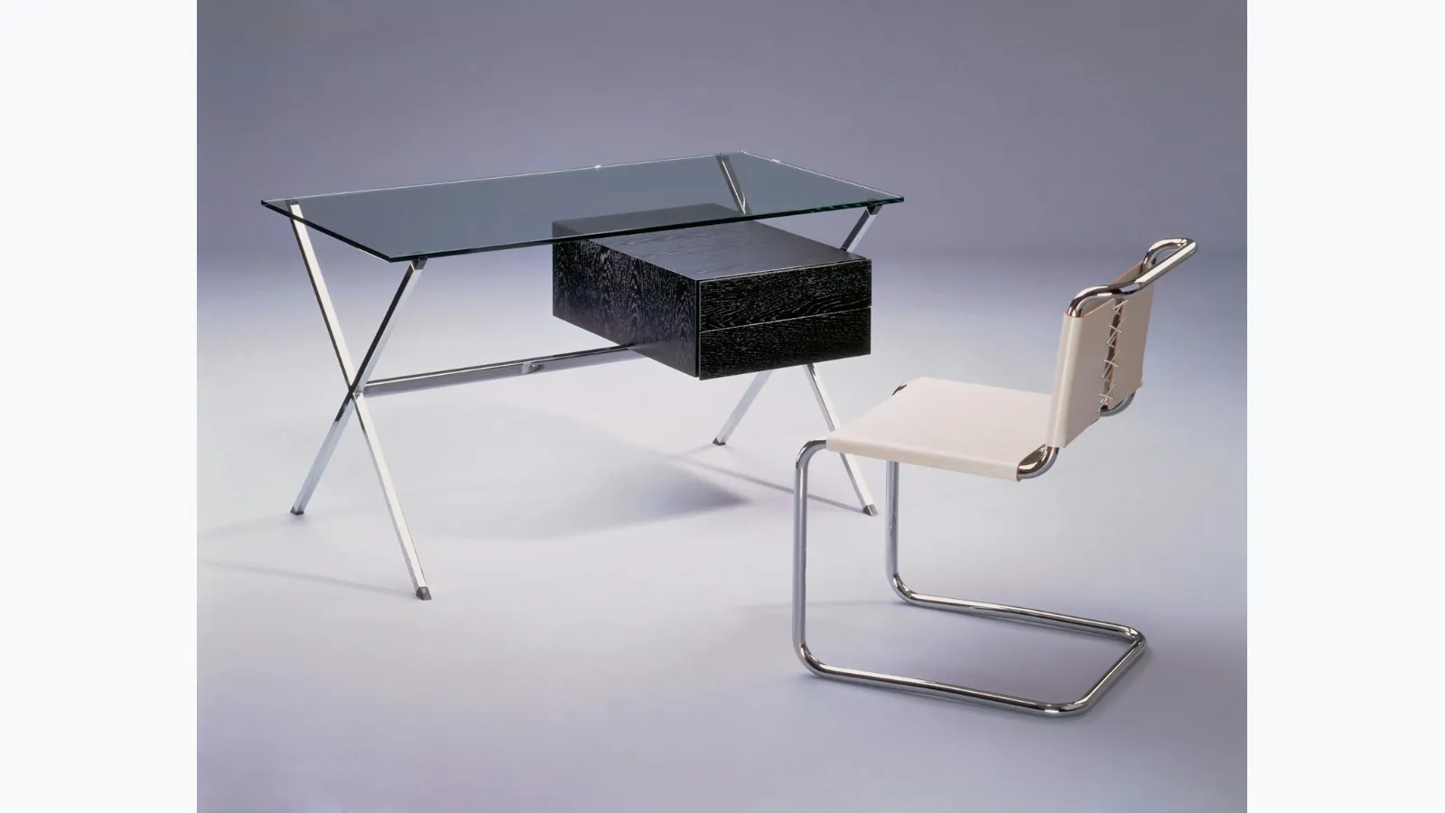 Spoleto Chair by Knoll