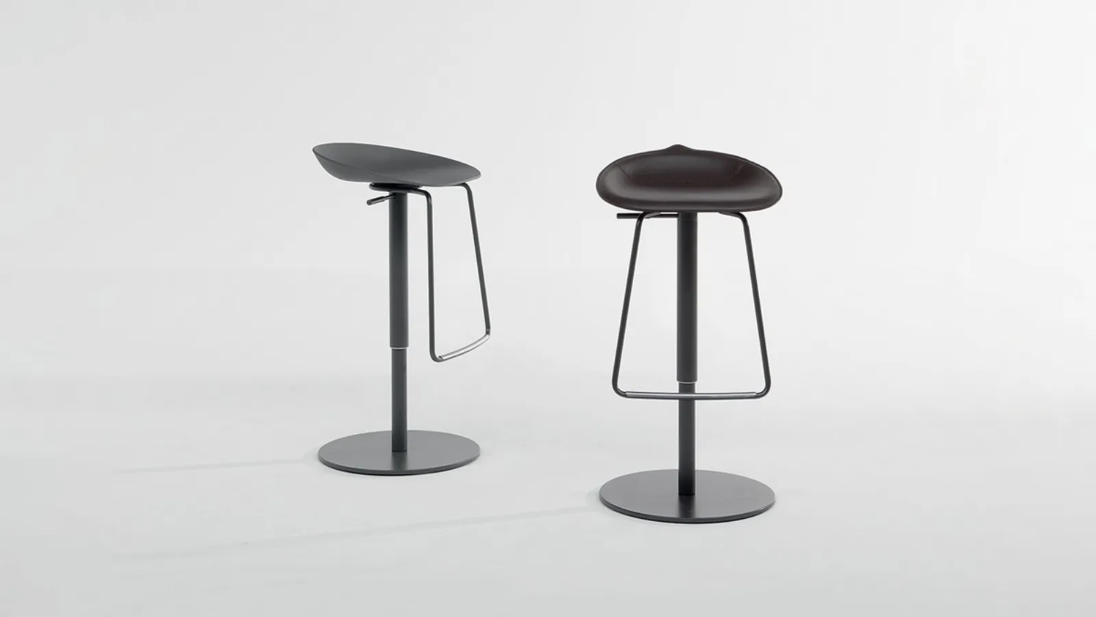 Tab leather stool by Bonaldo