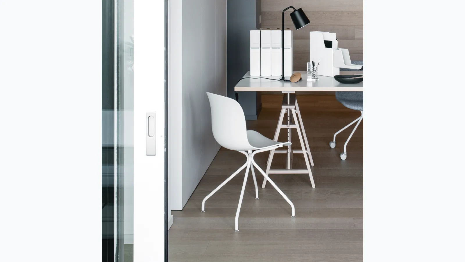 Troy chair in polypropylene by Magis