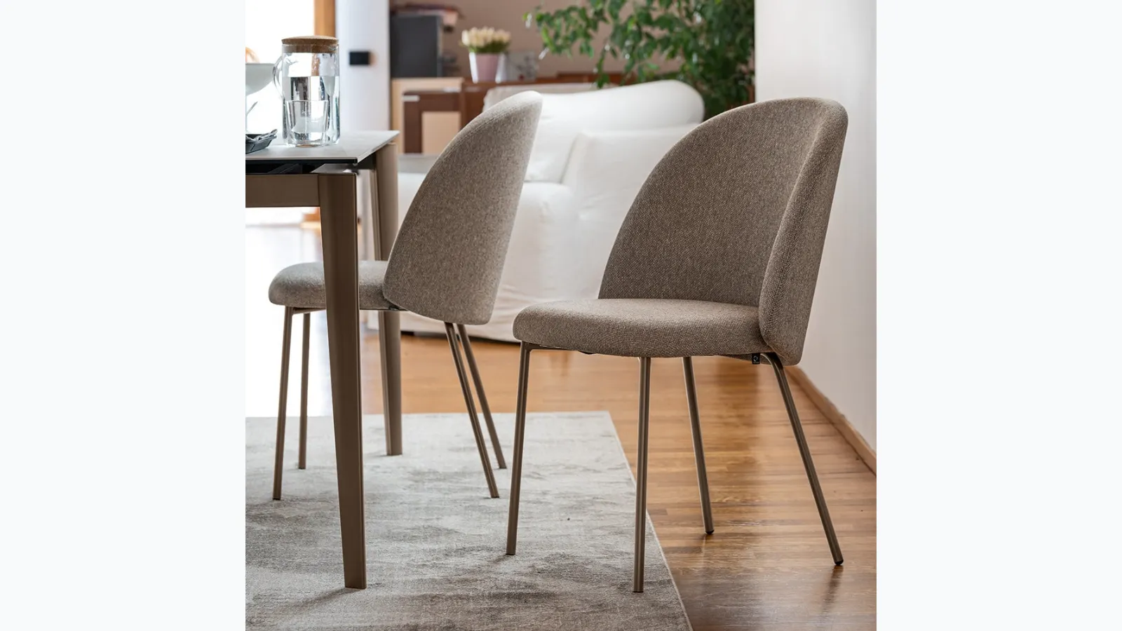 Tuka Mid upholstered chair by Connubia