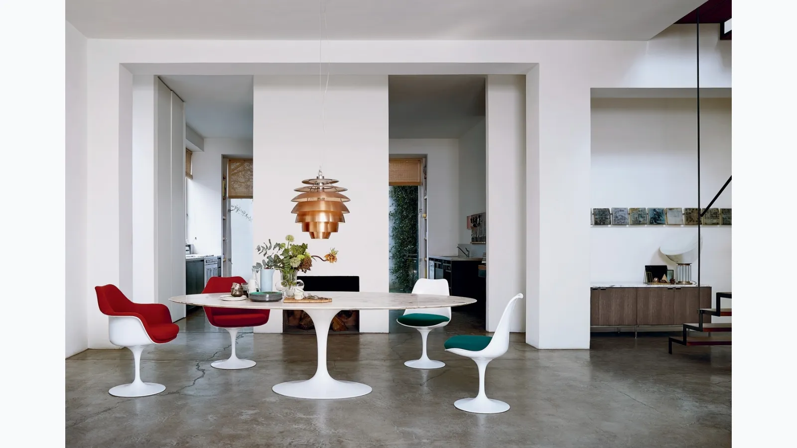 Tulip Chair in fiberglass by Knoll
