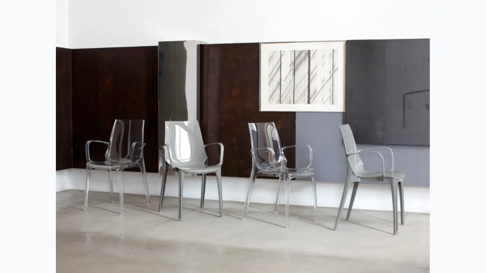 Stackable polycarbonate chair Vanity by Scab Design.