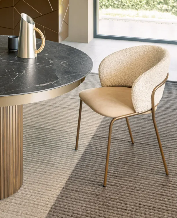 Vela chair in padded fabric by Riflessi