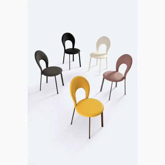 Victoria chair in eco-leather with lacquered steel frame by Ingenia.