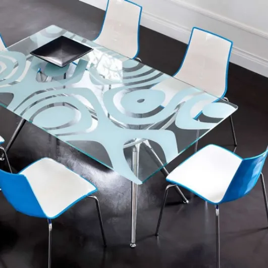 Zebra Chair with a two-tone glossy and faceted polymer shell by Scab Design.