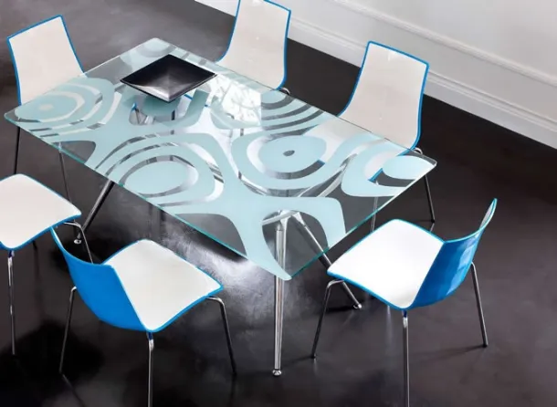 Zebra Chair with a two-tone glossy and faceted polymer shell by Scab Design.