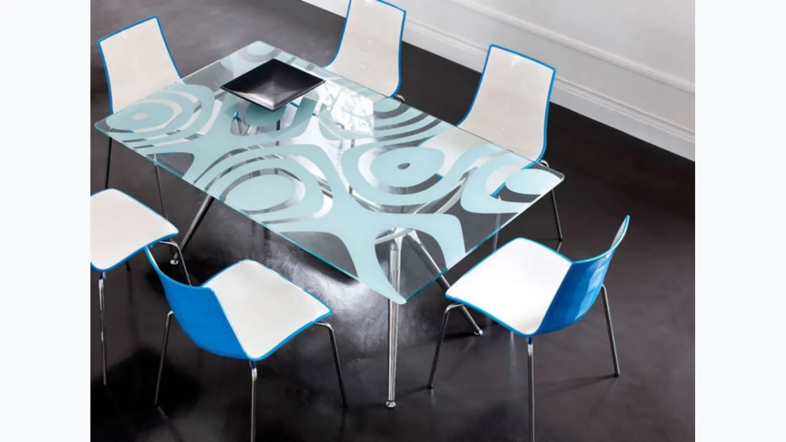 Zebra Chair with a two-tone glossy and faceted polymer shell by Scab Design.