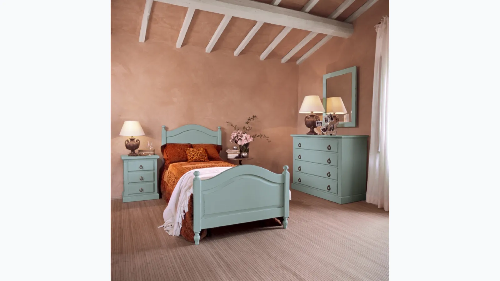 Single lacquered wooden bed Milo by Tonin Casa.