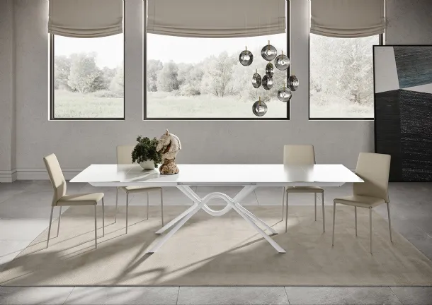Ingenia Air Extensible Table.