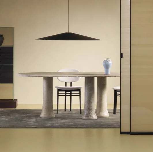 Babar table in recycled glass and Glas Italia grit.