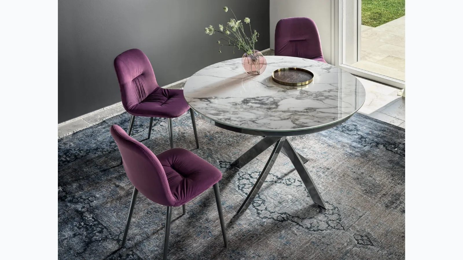 Round Barone table in SuperMarble by Bontempi