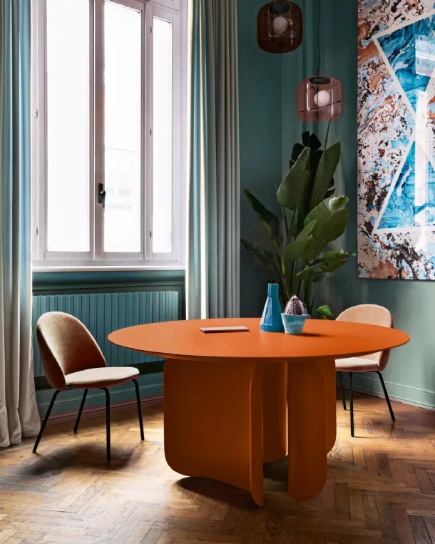 Barry round table by Miniforms