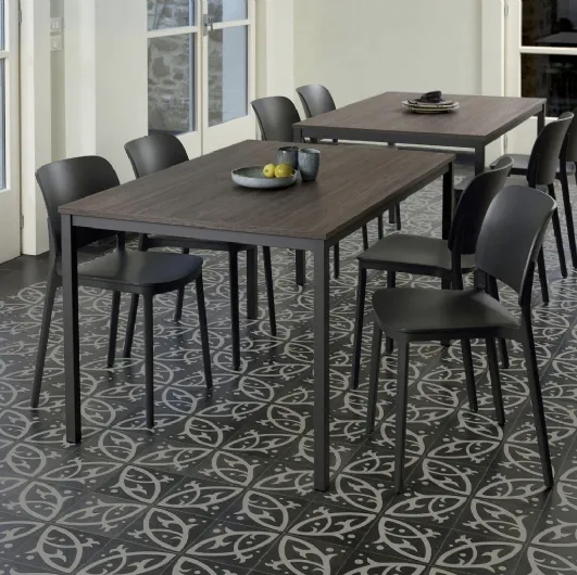 Square Bios table by Ingenia