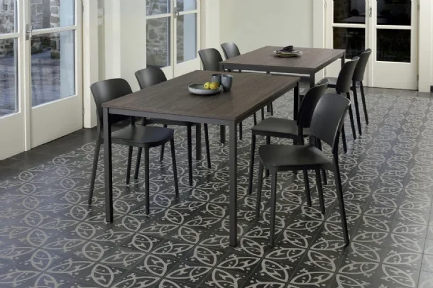 Square Bios table by Ingenia