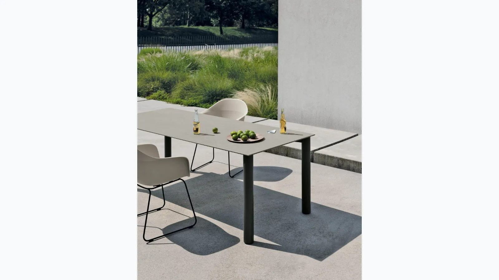 Bodoni table by Kristalia.