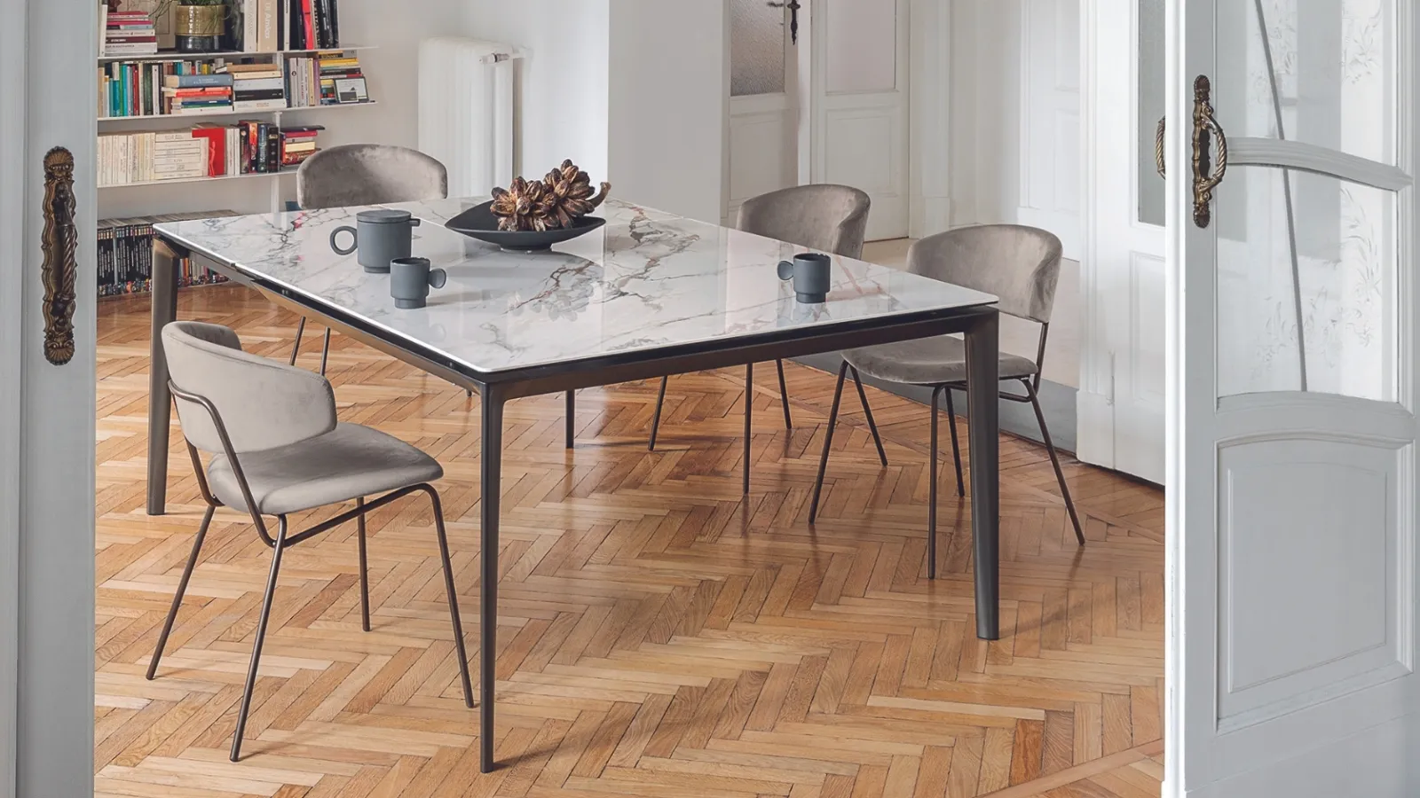 Square Boma table by Calligaris