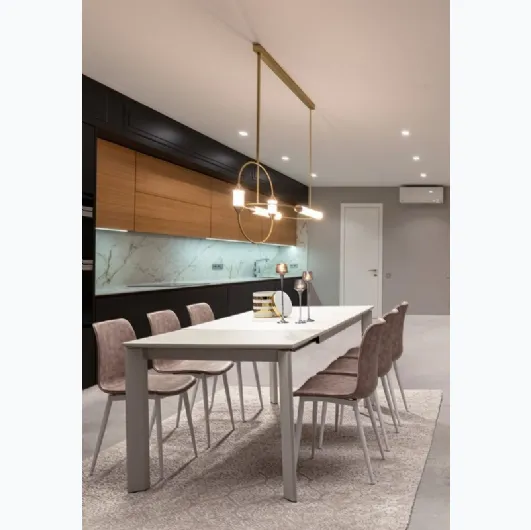Extendable table Briva with ceramic top by Bizzotto.