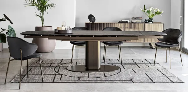 Extendable Cameo table with marble-effect ceramic top by Calligaris