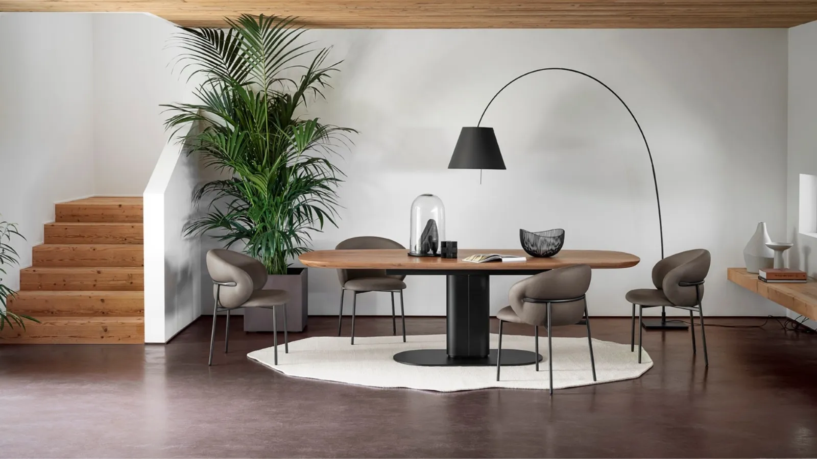 Cameo Solid Oak Table by Calligaris