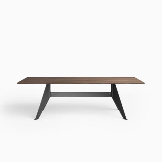Cast Table by Desalto